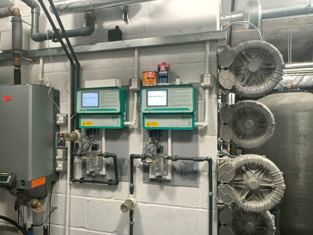 Rapid Global Delivery with Expanding Stock Levels